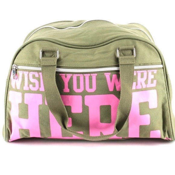 ⓈⓄⓁⒹVSPinK Duffel bag- {carry- on} - Picture 3 of 9